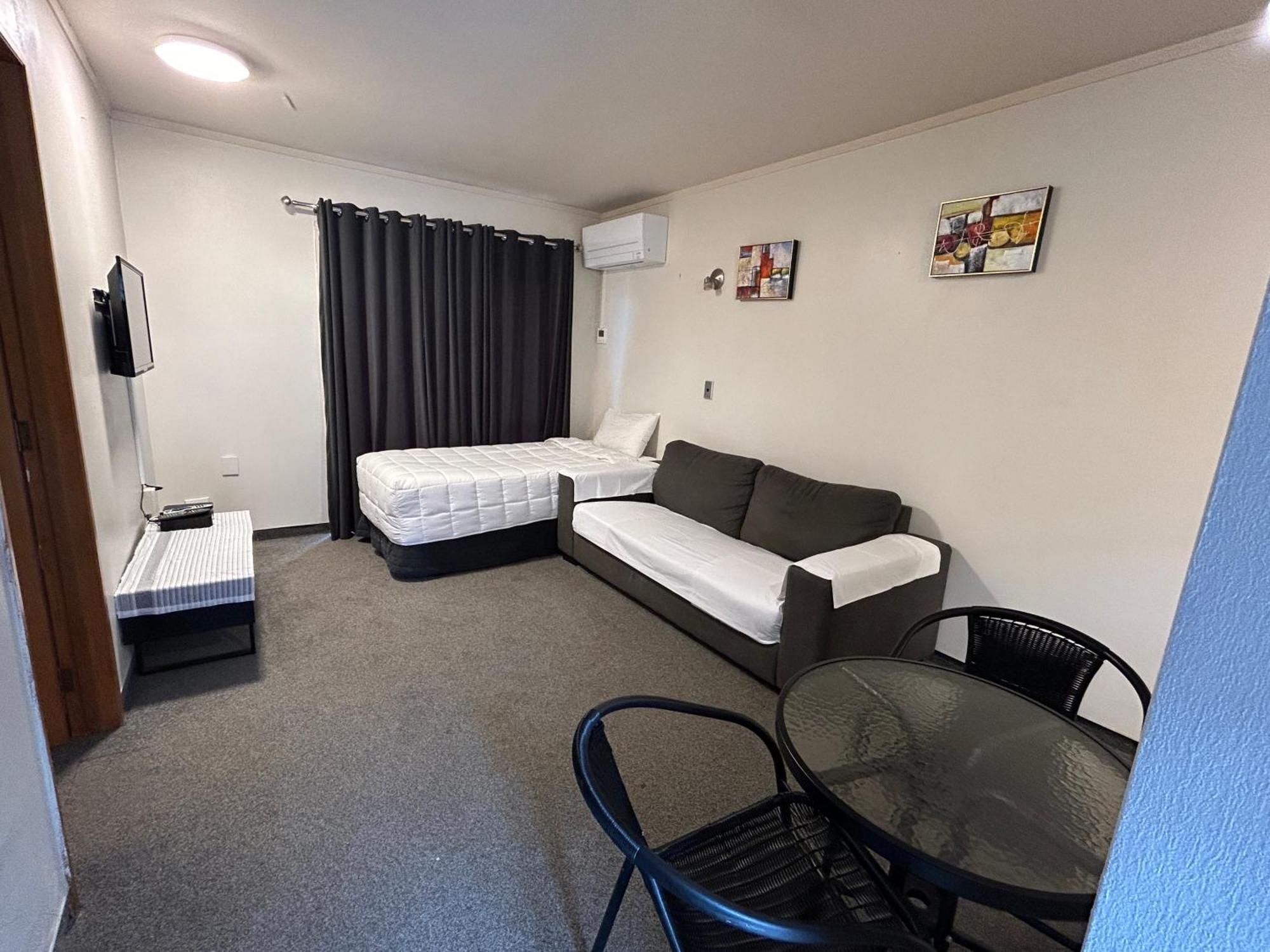Aquarius Motor Inn Гамильтон Экстерьер фото